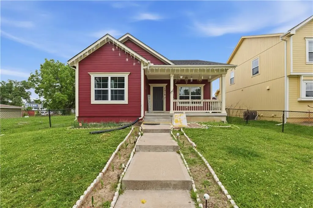 1319 Barnett Avenue, Kansas City, KS 66102 - #1