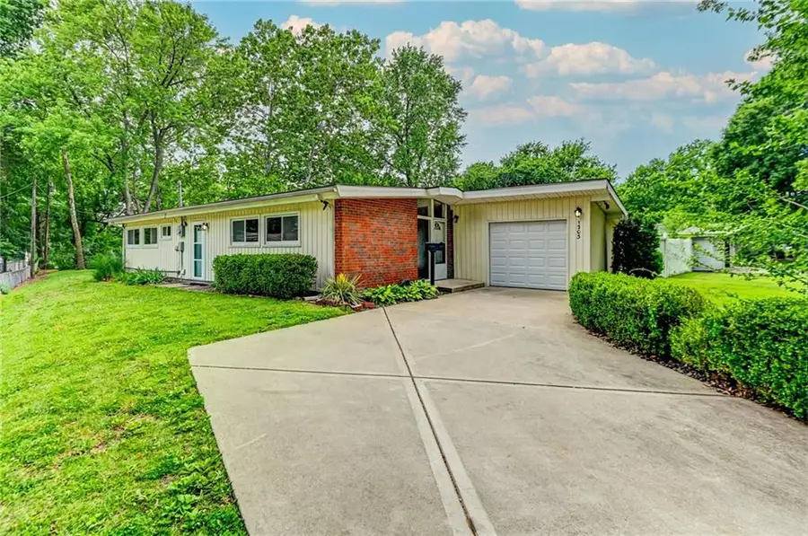 1303 NE 66th Street, Gladstone, MO 64118 - #2