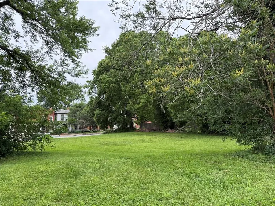 717 & 719 South 10th Street, Saint Joseph, MO 64501 - #2