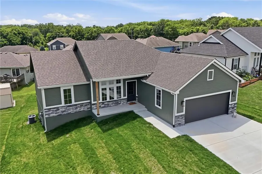2211 Ashford Street, Excelsior Springs, MO 64024 - #3