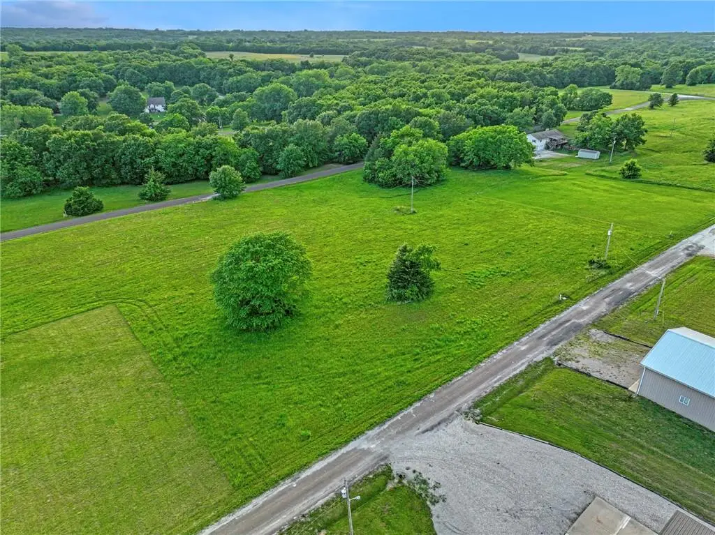 SU Lot 2511 Gulfstream Drive, Gallatin, MO 64640 - #1
