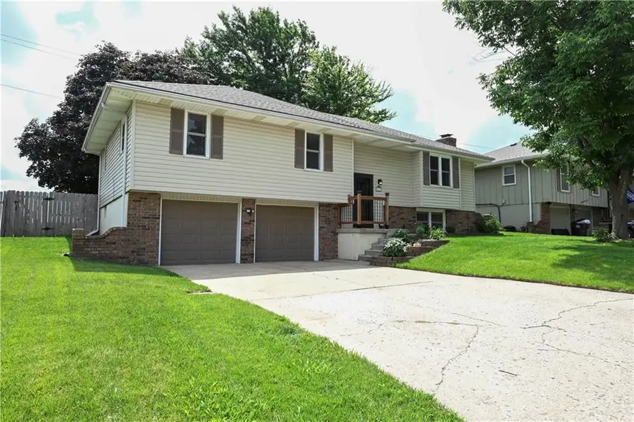 1212 Piccadilly Street, Blue Springs, MO 64014 - #2