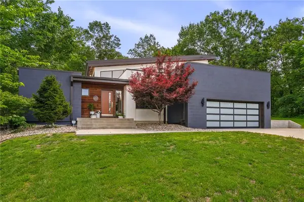 4717 Canaan Lake Circle, Kansas City, KS 66109