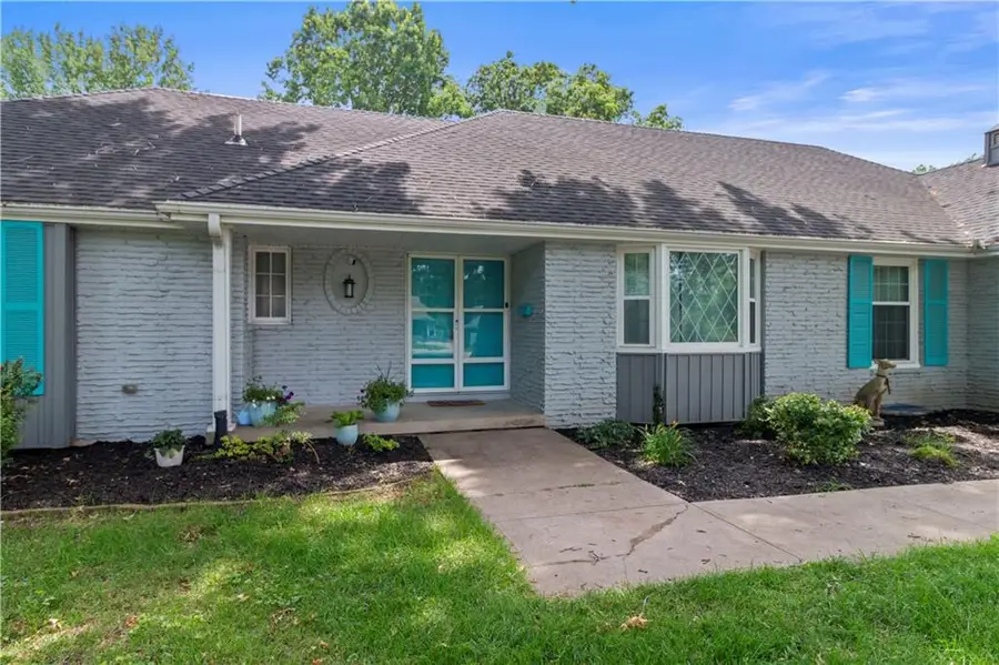 407 NW O'brien Road, Lees Summit, MO 64063 - #3