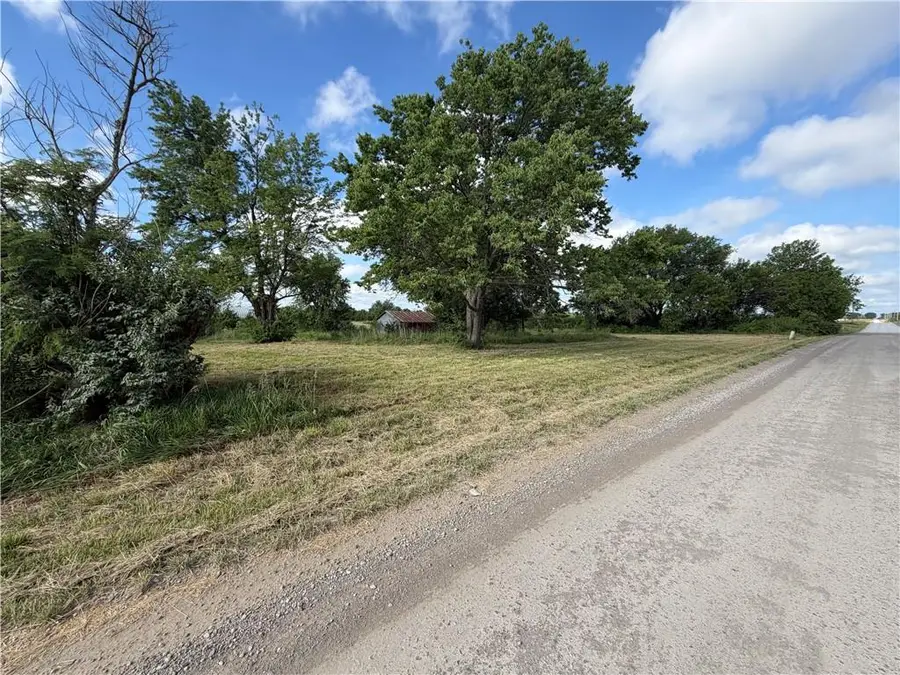 3384 Louisiana Terrace, Ottawa, KS 66067 - #2