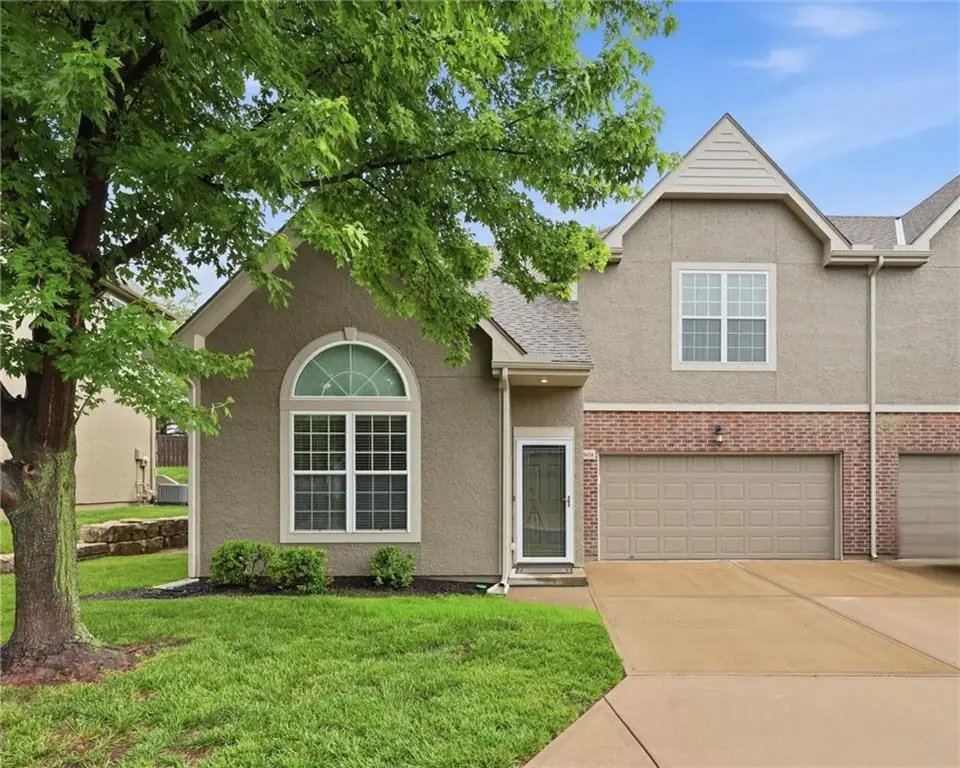 15624 W 61st Street, Shawnee, KS 66217 - #1