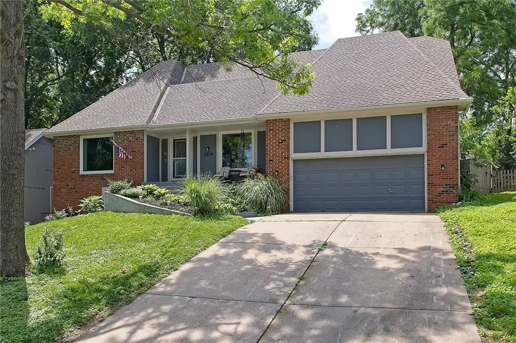 8234 Parkhill Circle, Lenexa, KS 66215 - #1