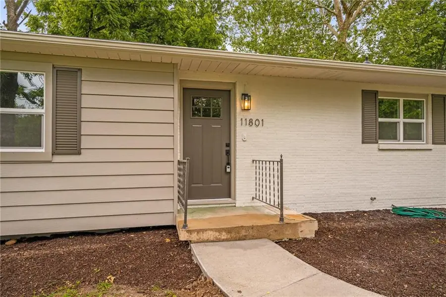11801 W 54th Street, Shawnee, KS 66203 - #3