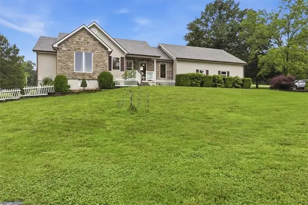 32384 Fertile Road, Warsaw, MO 65355