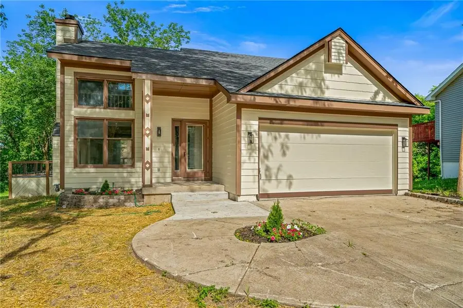 708 Autumn Drive, Belton, MO 64012 - #3