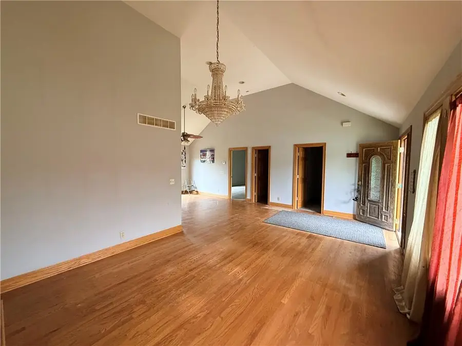 3333 N 85th Place, Kansas City, KS 66109 - #3