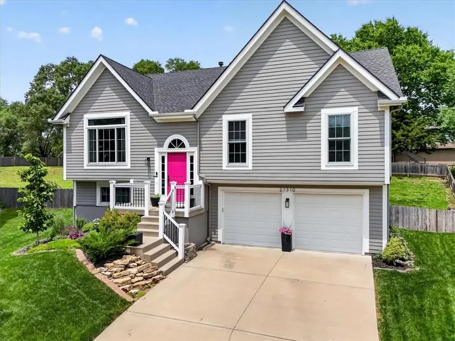 21310 W 120th Terrace, Olathe, KS 66061 - #2