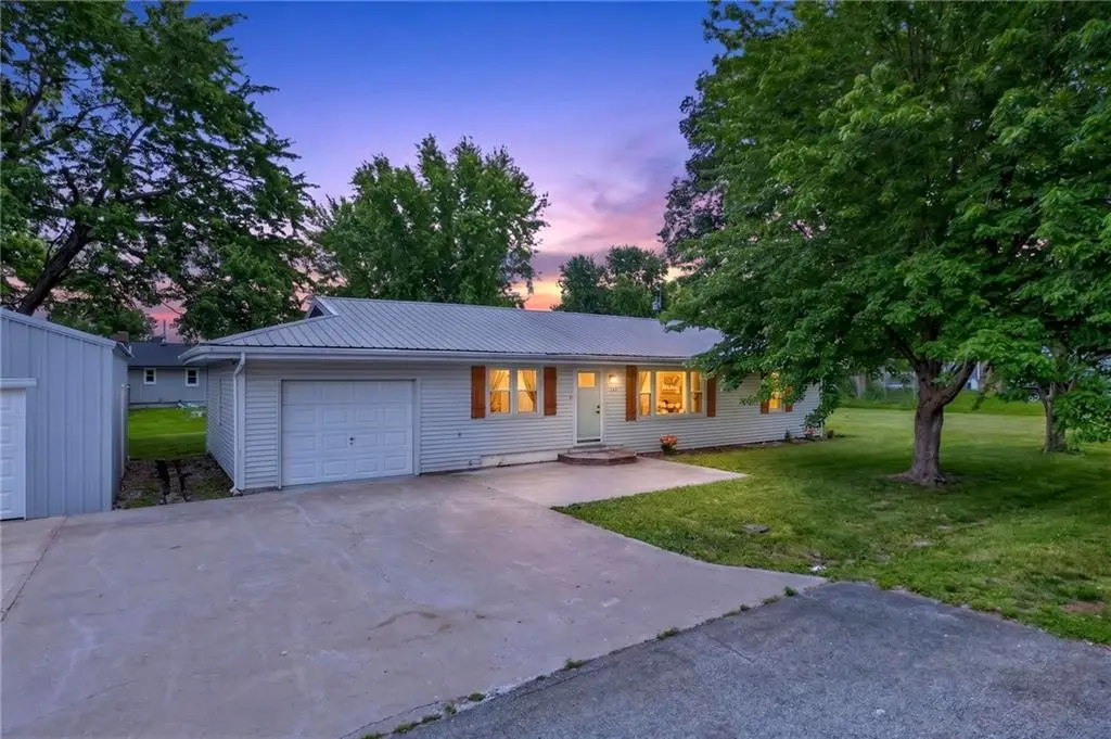 105 E Meadowbrook Court, Polo, MO 64671 - #1