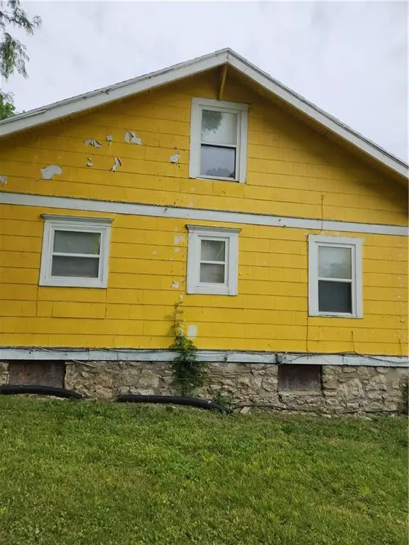 3908 Jackson Avenue, Kansas City, MO 64130 - #3