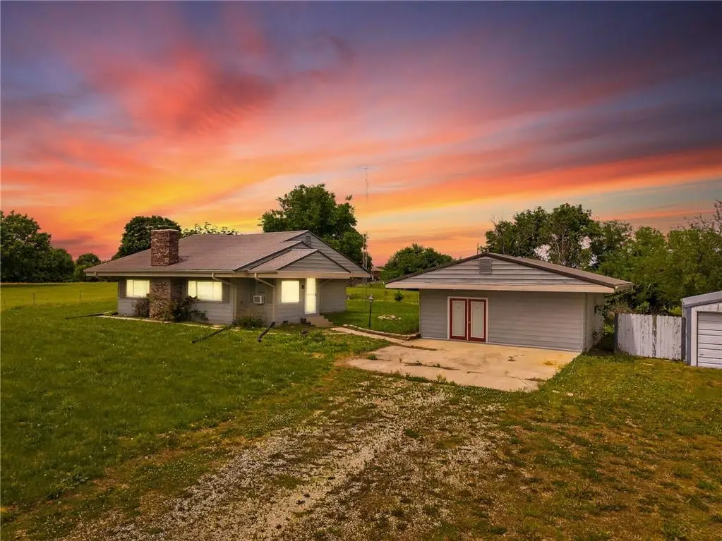 12376 Liv 302 Road, Chillicothe, MO 64601 - #1