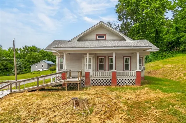 401 N Adams Street, Brunswick, MO 65236