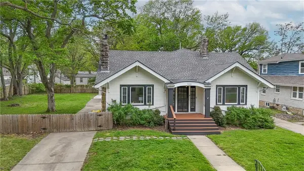7530 Oak Street, Kansas City, MO 64114