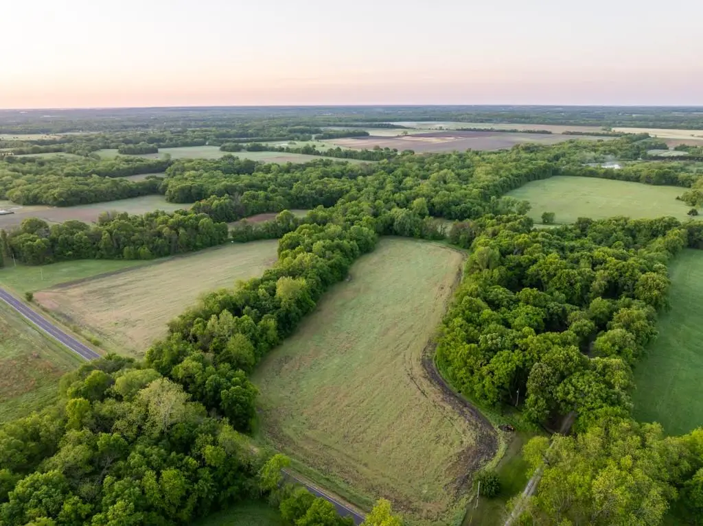 40801 E Route B Road, Creighton, MO 64739 - #1