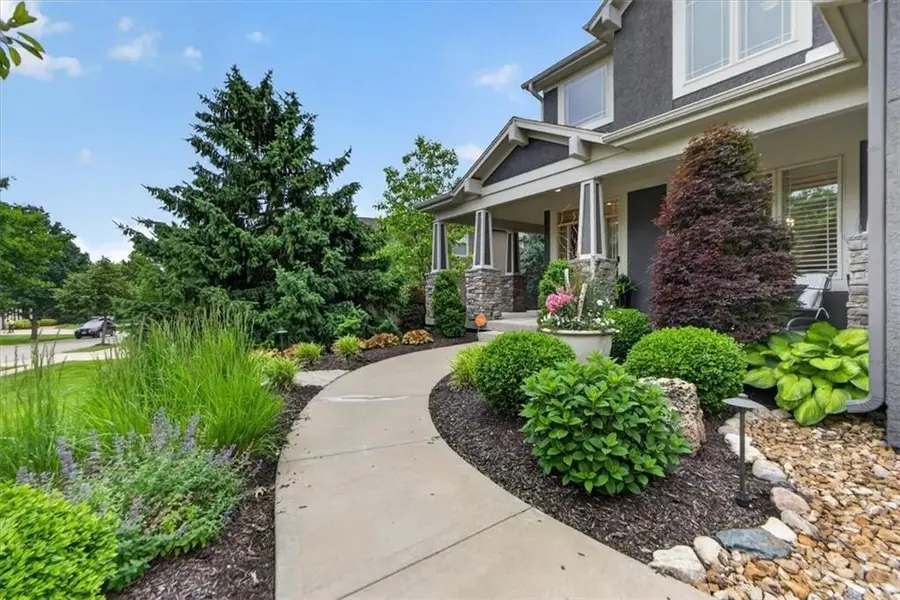 9109 W 156th Place, Overland Park, KS 66221 - #2