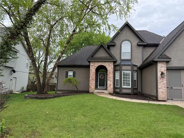 8005 W 154th Street, Overland Park, KS 66223