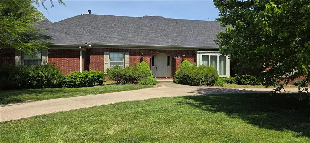 1406 S Golf Club Drive, Richmond, MO 64085 - #1