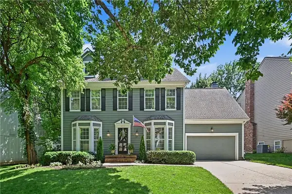 4949 W 129th Terrace, Leawood, KS 66209
