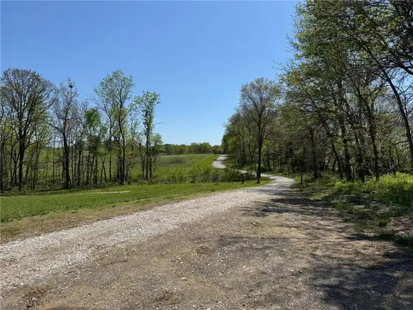 11519 Varner Road, Odessa, MO 64076