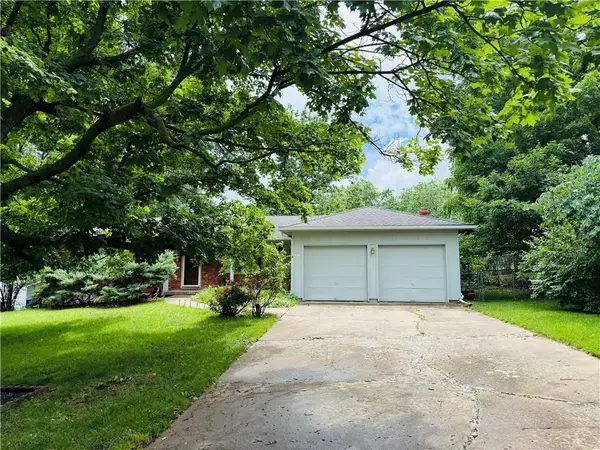 11719 W 54th Street, Shawnee, KS 66203