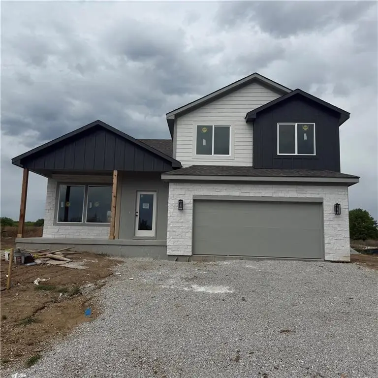 2200 SE Oak Ridge Drive, Oak Grove, MO 64075 - #1