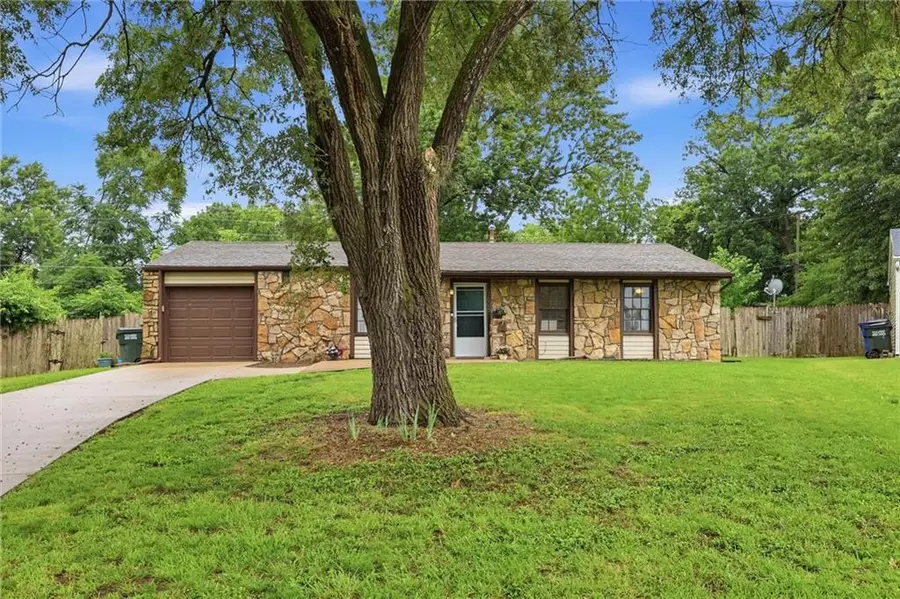 1825 Brook Street, Lawrence, KS 66044 - #2