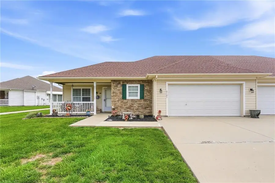 2121 N 114 Terrace, Kansas City, KS 66109 - #2