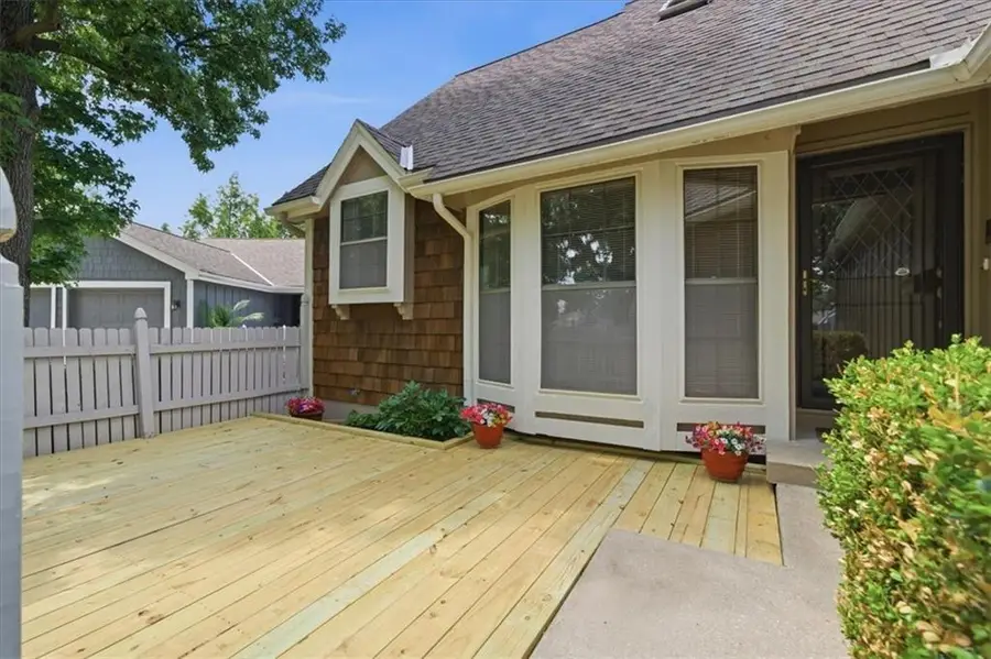 8258 Monrovia Street, Lenexa, KS 66215 - #3