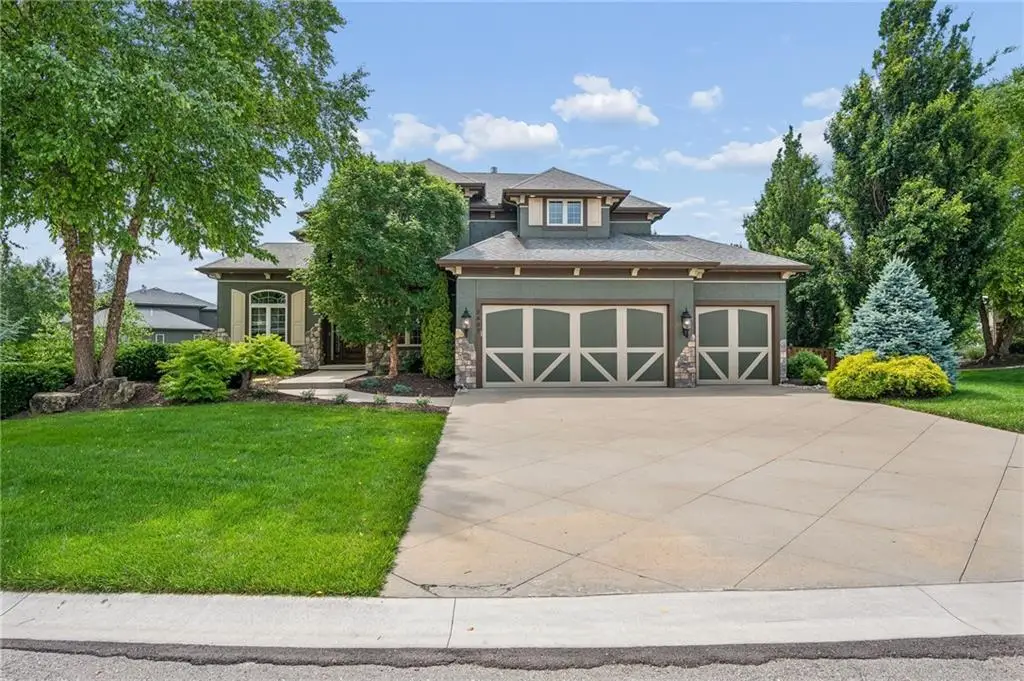 2437 NE Angel Fish Circle, Lees Summit, MO 64086 - #1