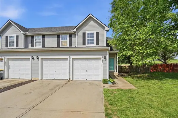21691 S Main Street, Spring Hill, KS 66083