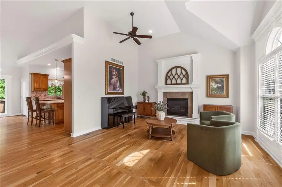 7408 N Tipton Avenue, Kansas City, MO 64152 - #2