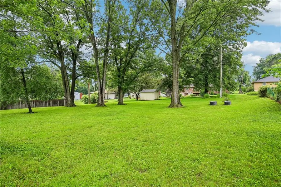 820 E Gay Street, Warrensburg, MO 64093 - #3