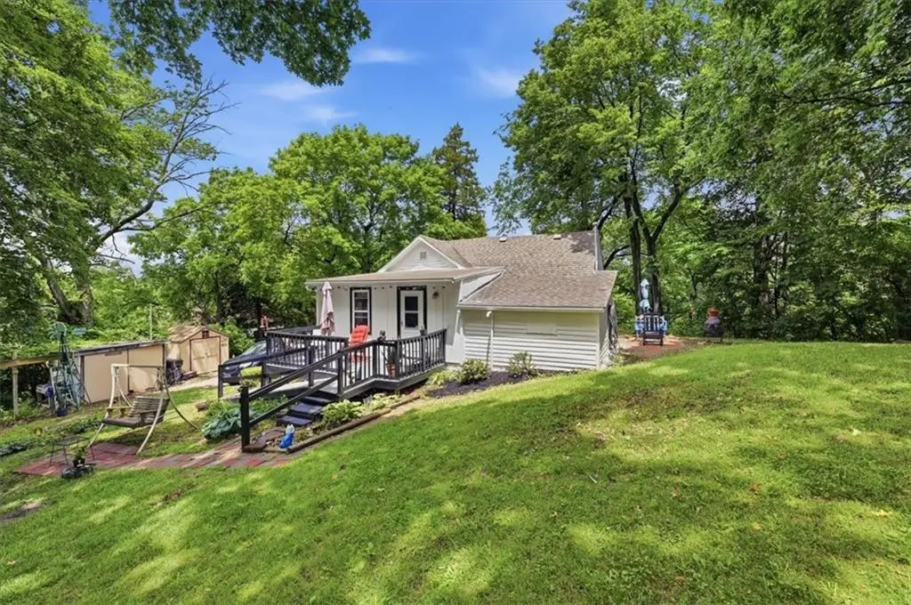 6910 Donahoo Road, Kansas City, KS 66104 - #1
