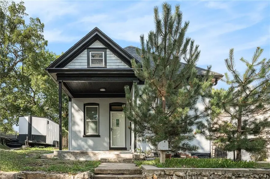 524 Colorado Avenue, Kansas City, MO 64124 - #3