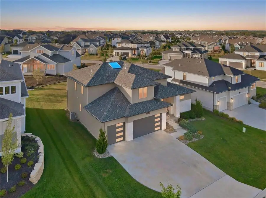 12406 W 170th Terrace, Overland Park, KS 66221 - #3