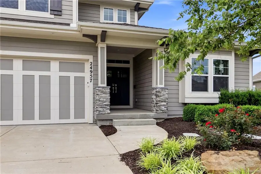 24957 W 114th Street, Olathe, KS 66061 - #3