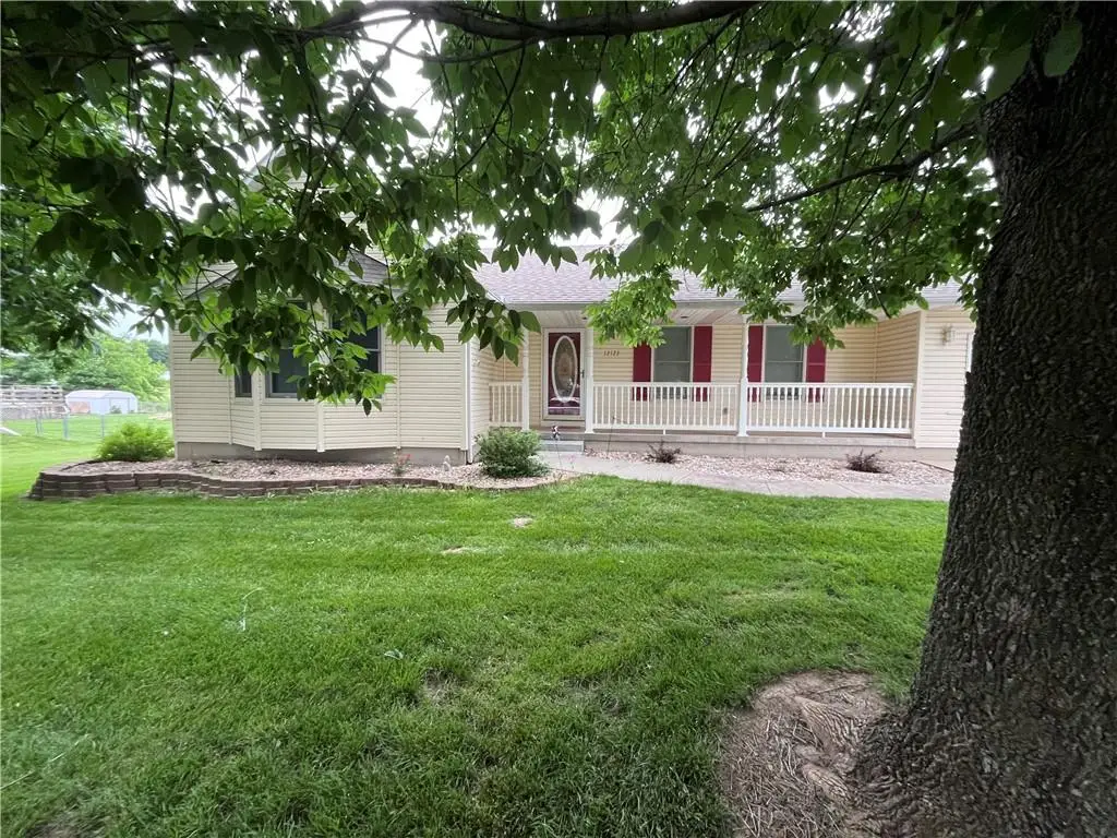 12123 Davis Drive, Lexington, MO 64067 - #1