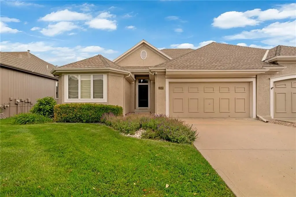 19608 W 100th Street, Lenexa, KS 66220 - #1