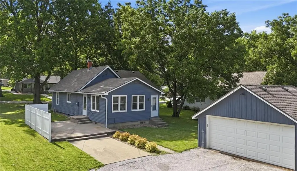 309 5th Street S, Greenwood, MO 64034 - #1