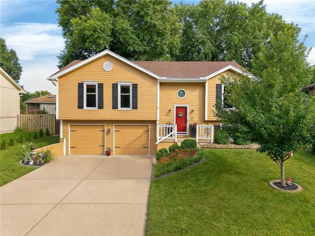 8819 NE 74th Terrace, Kansas City, MO 64158 - #1