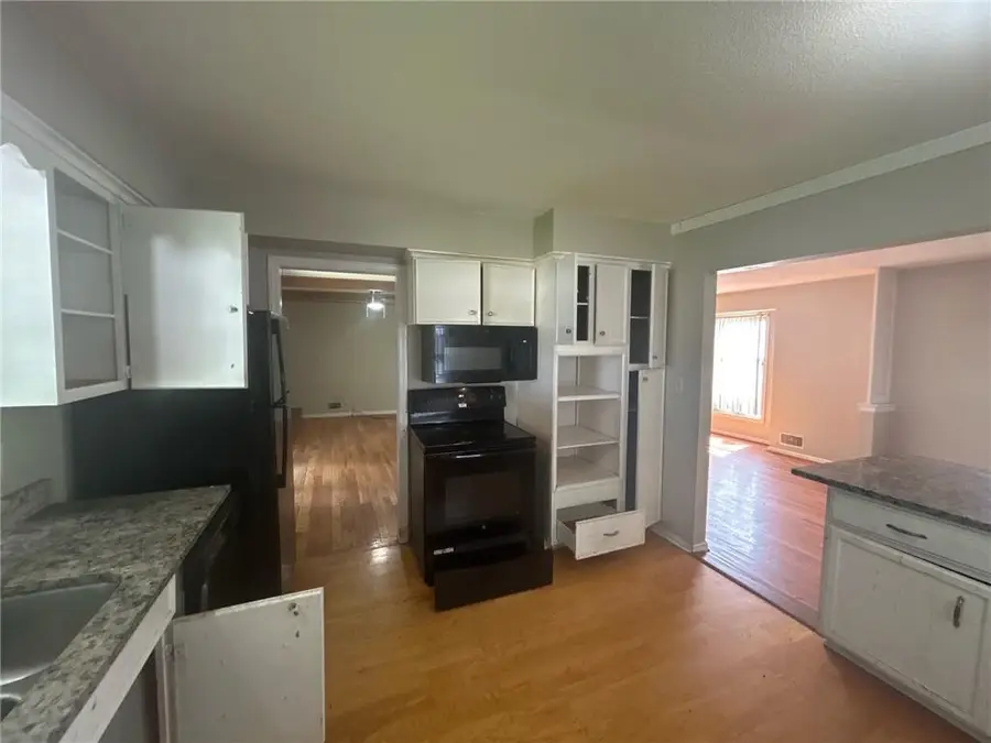 5117 S Delaware Avenue, Independence, MO 64055 - #2