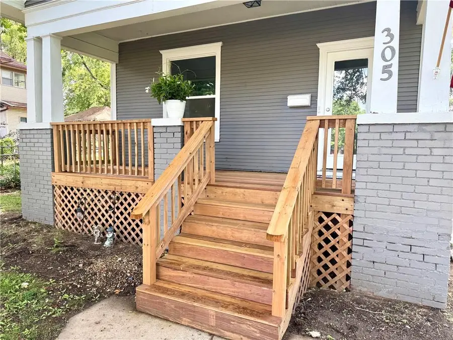 305 S 31st Street, Saint Joseph, MO 64501 - #2
