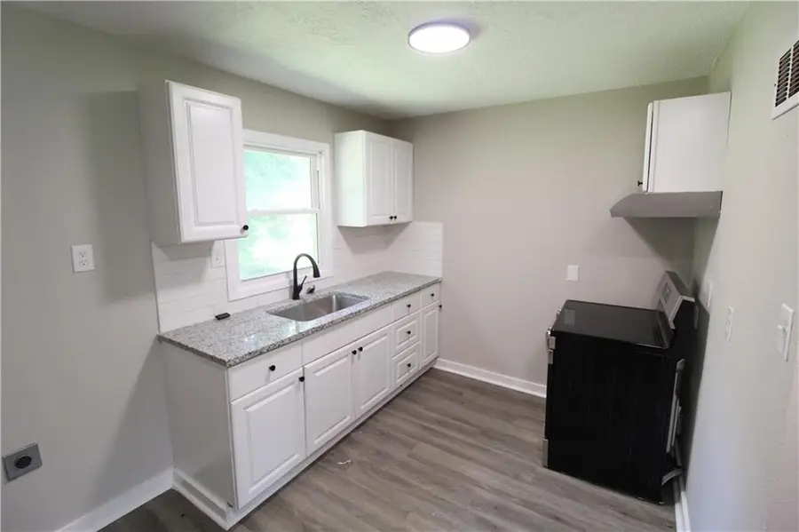 2817 S 27th Street, Kansas City, KS 66106 - #2