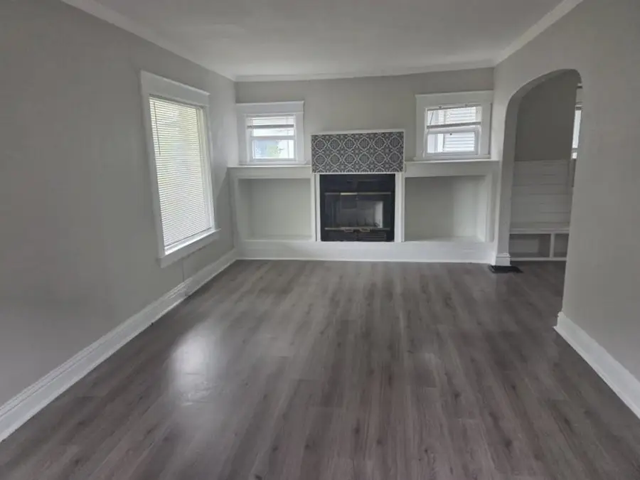 4306 Highland Avenue, Kansas City, MO 64110 - #2