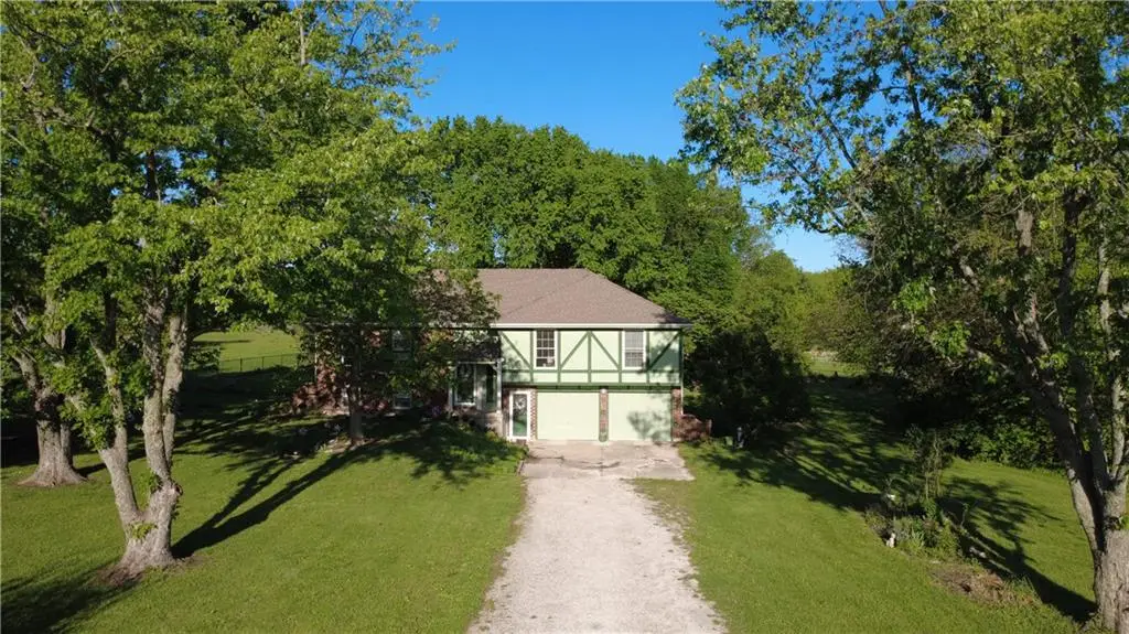 811 Barron Road, Raymore, MO 64083 - #1