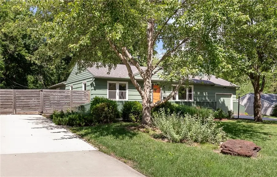 8721 Goodman Street, Overland Park, KS 66212 - #3